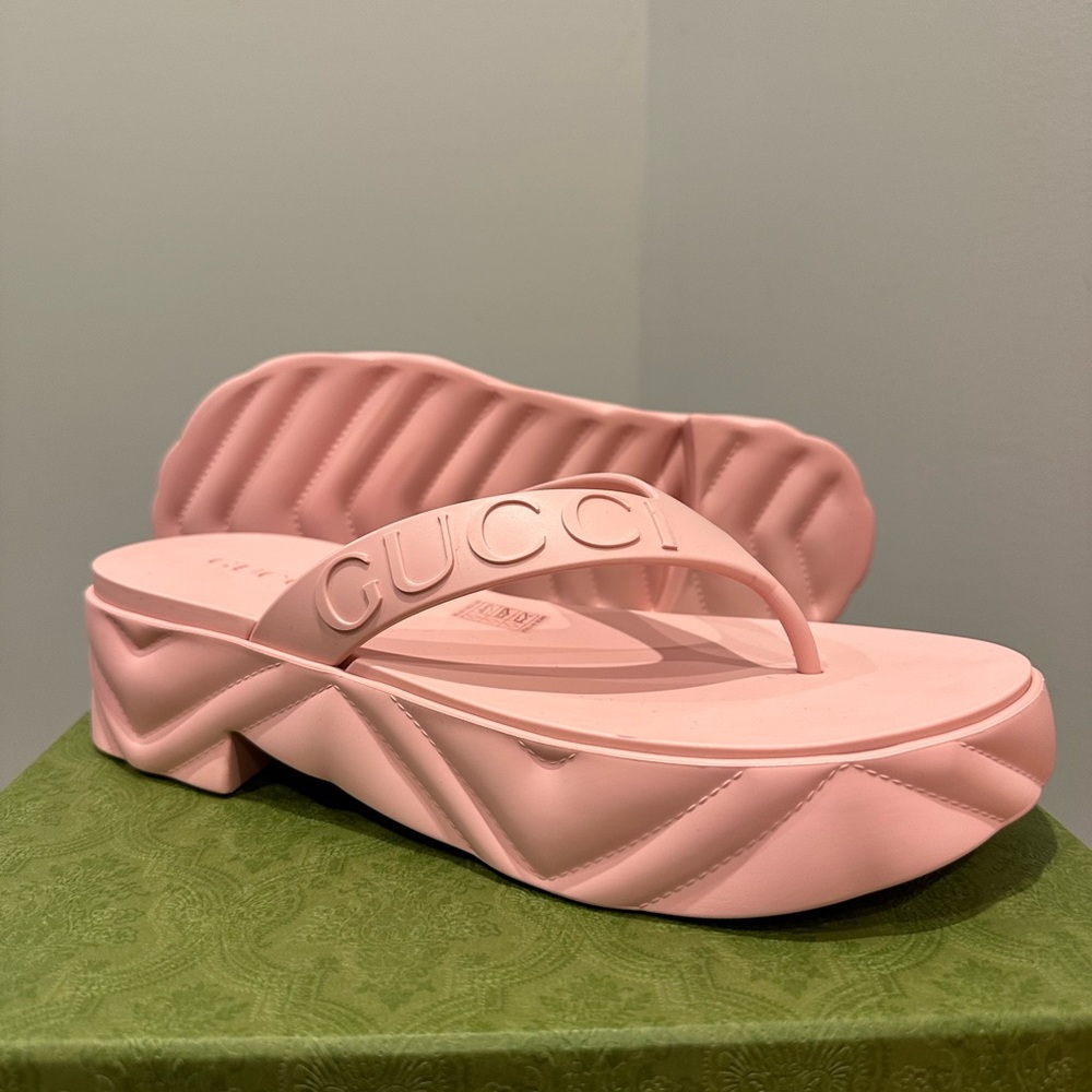 Gucci Thong Sandal
